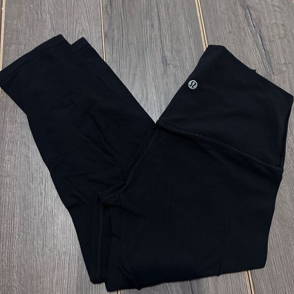 lululemon athletica Pants - Align Crop 17”